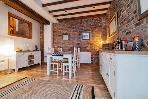 3 bedroom barn conversion for sale, Enholmes Lane, Patrington, Hull