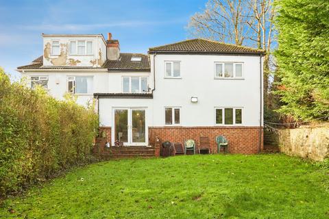 undefined, Hollin Mount, Leeds