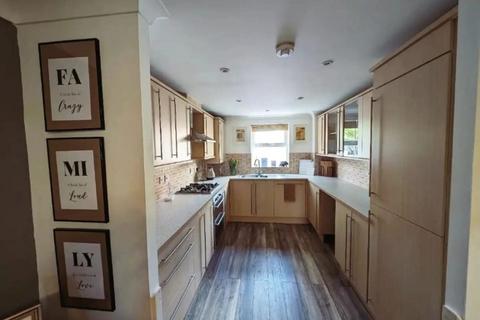 2 bedroom ground floor flat for sale, Mescott Meadows, Hedge End, Southampton