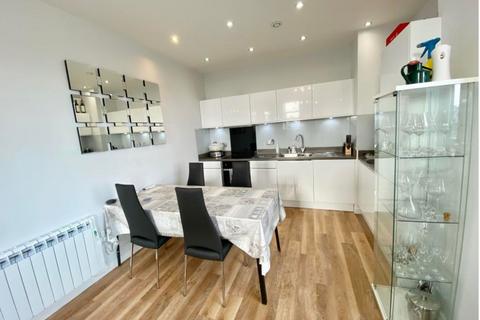 2 bedroom apartment for sale, New York Road, Leeds