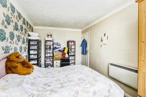 2 bedroom detached bungalow for sale, Merchant Way, Norwich