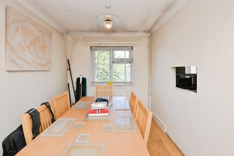 2 bedroom apartment for sale, Harrington Court, Hertford Heath, Hertford