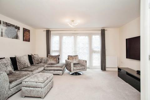 3 bedroom semi-detached house for sale, Bridgeview Close, Hemel Hempstead