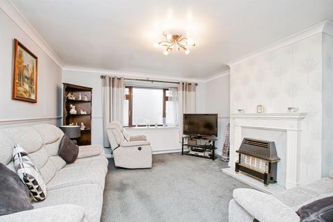 4 bedroom detached house for sale, Sandal Magna, Halifax