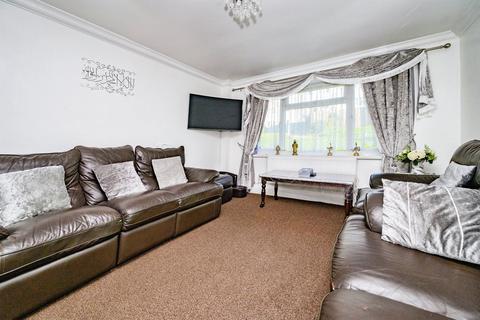2 bedroom ground floor flat for sale, Northend, Hemel Hempstead