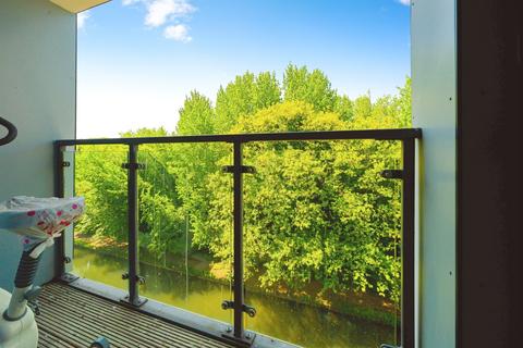 2 bedroom apartment for sale, The Embankment, Nash Mills Wharf, HEMEL HEMPSTEAD