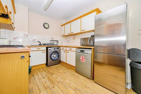 2 bedroom maisonette for sale, Rutland Gardens, Hemel Hempstead