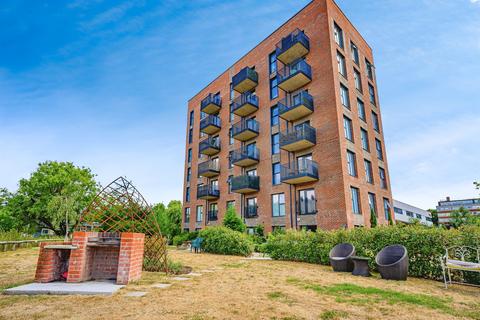 Dacorum Way, HEMEL HEMPSTEAD