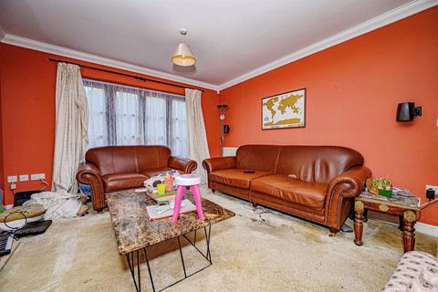 undefined, Walnut Grove, Hemel Hempstead
