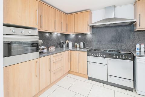 4 bedroom end of terrace house for sale, Hookfield, Harlow