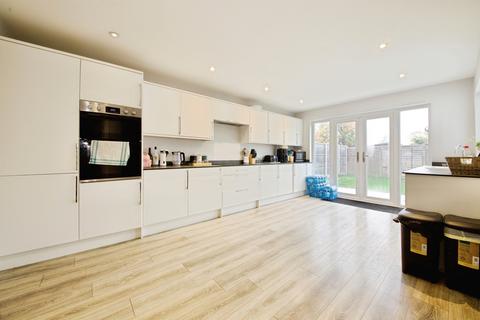 5 bedroom detached house for sale, Fir Park, Harlow