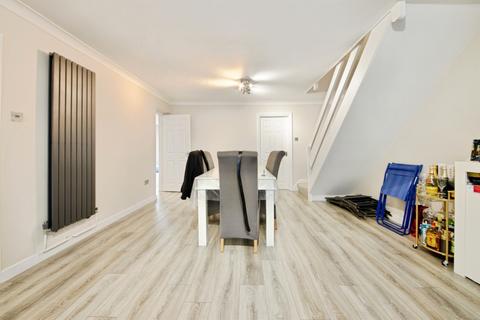 5 bedroom detached house for sale, Fir Park, Harlow