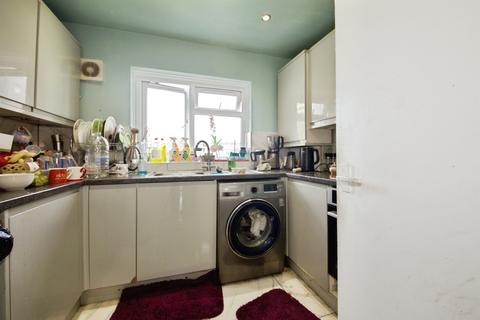 2 bedroom flat for sale, Wedhey, Harlow