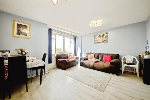 2 bedroom flat for sale, Wedhey, Harlow