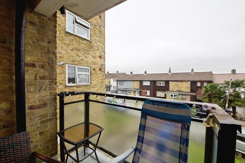 undefined, Little Pynchons, Harlow