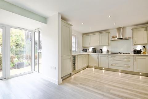 5 bedroom detached house for sale, Dellows Close, Elsenham, Bishop's Stortford