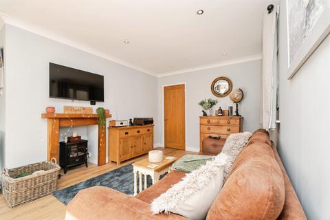 undefined, Lodge Close, Holt