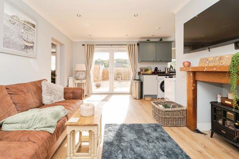 undefined, Lodge Close, Holt