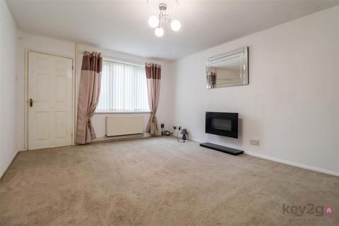 undefined, Farm Fields Close, Waterthorpe, S20