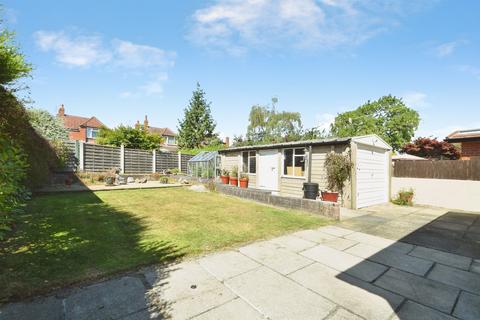 4 bedroom detached bungalow for sale, Stonefall Avenue, Harrogate