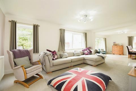 4 bedroom detached house for sale, Monks Road, Earls Colne, Colchester