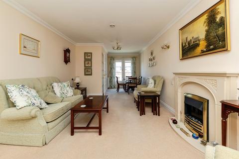 2 bedroom flat for sale, Royston Road, Baldock