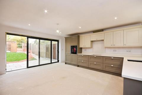 3 bedroom terraced house for sale, Coppins Yard, Colne Engaine, Colchester
