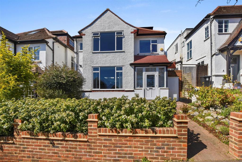 17 Makepeace Ave.jpg