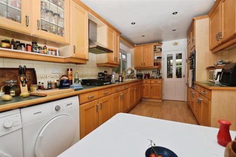 4 bedroom semi-detached house for sale, Mill Rise, Swanland, North Ferriby