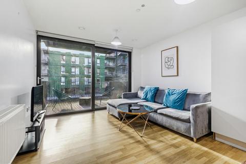 1 bedroom apartment for sale, Ace Way, London, SW11