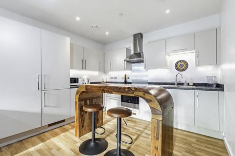 1 bedroom apartment for sale, Ace Way, London, SW11