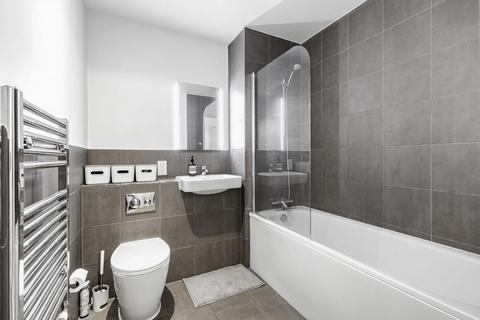1 bedroom apartment for sale, Ace Way, London, SW11