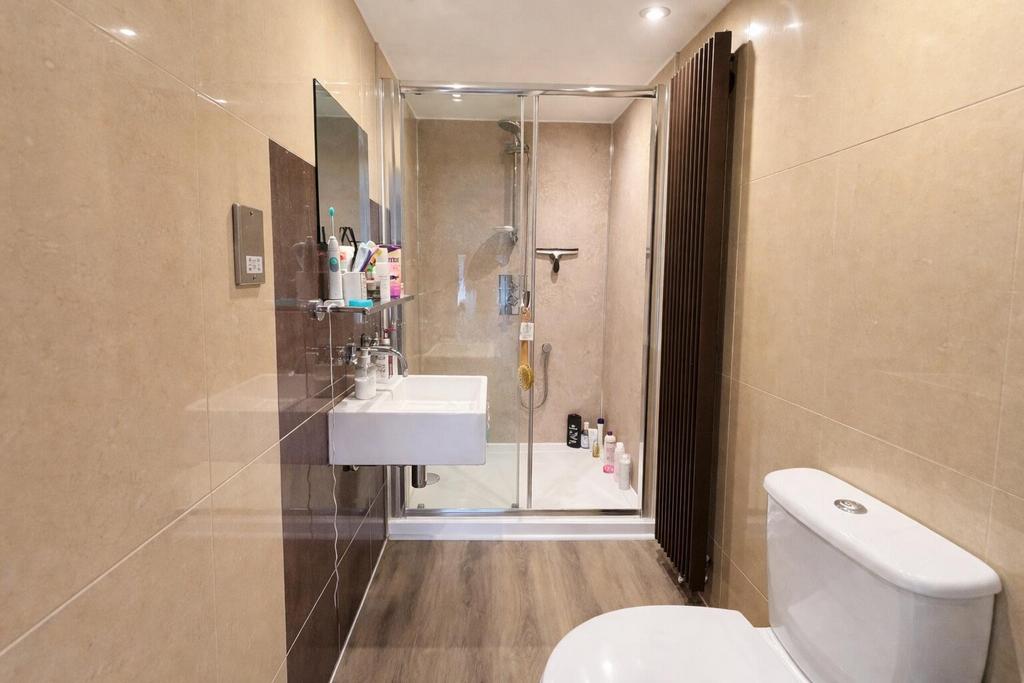 Ensuite