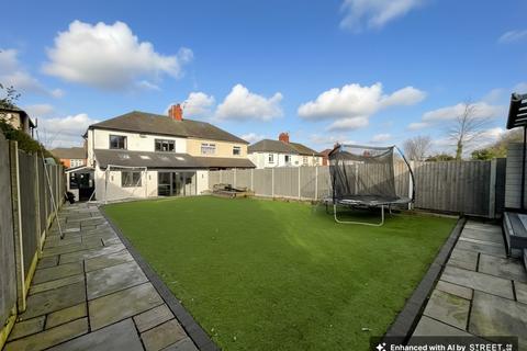 3 bedroom semi-detached house for sale, Myott Avenue, Newcastle, ST5