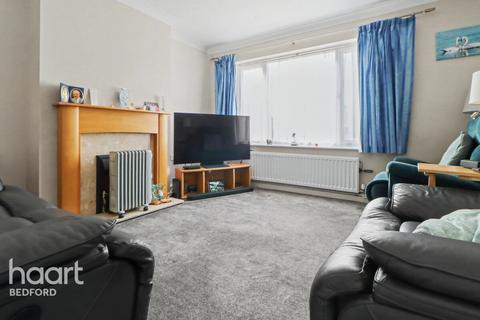 4 bedroom detached house for sale, Larkway, Bedford