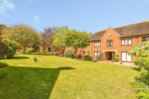 1 bedroom flat for sale, Parsonage Court, Highworth, Swindon