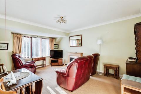 1 bedroom flat for sale, Parsonage Court, Highworth, Swindon