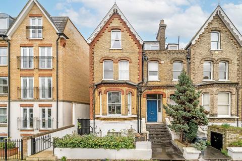 2 bedroom flat for sale, Marlborough Road, London W4
