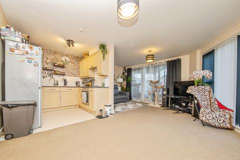 2 bedroom flat for sale, Reavell Place, Ipswich