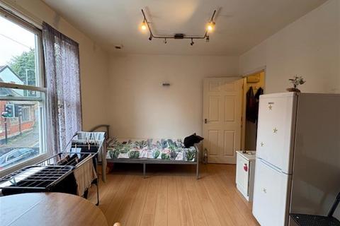1 bedroom flat for sale, Stoke Street, Ipswich