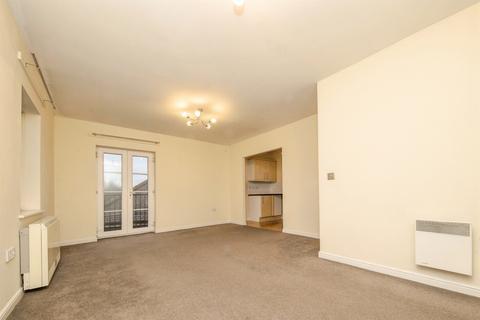2 bedroom flat for sale, Alnesbourn Crescent, Ipswich