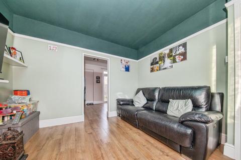3 bedroom terraced house for sale, Sproughton Road, Ipswich