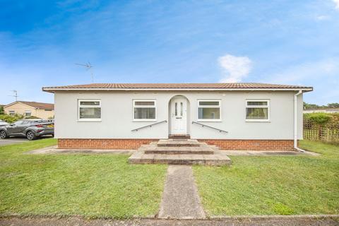 2 bedroom park home for sale, Foxhall Road, Rushmere St. Andrew, Ipswich