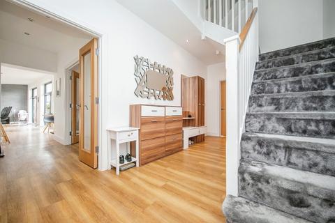 6 bedroom detached house for sale, Dunwich Close, Ipswich