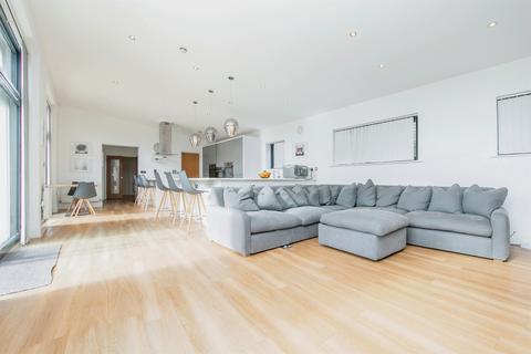 6 bedroom detached house for sale, Dunwich Close, Ipswich