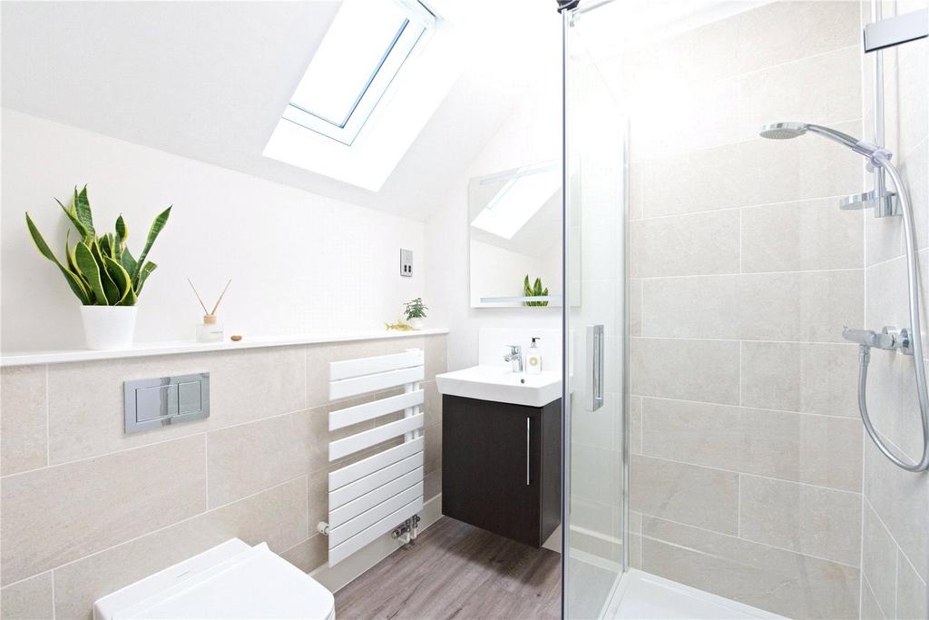 En Suite Shower Room