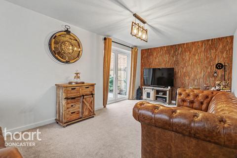 3 bedroom detached house for sale, Herringbone Drive, Bessacarr, Doncaster