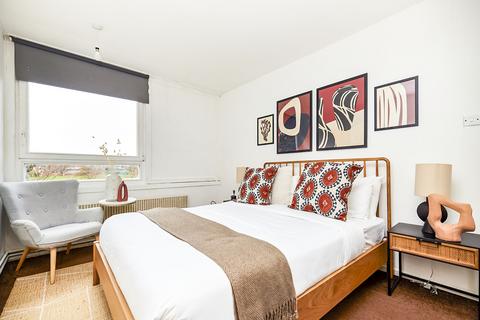 3 bedroom maisonette for sale, John Ruskin Street, London