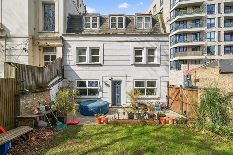 2 bedroom ground floor flat for sale, Coldharbour Lane, London