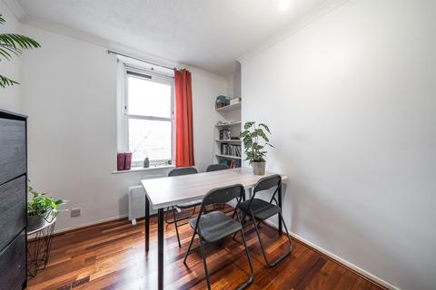 1 bedroom flat for sale, St. Georges Road, London